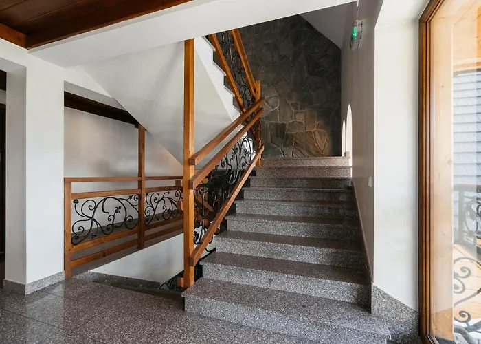 Skibowki - Loftaffair ザコパネ